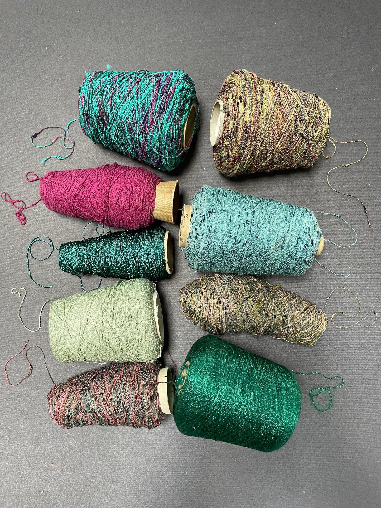Assorted colors novelty yarns single ply Lot 11